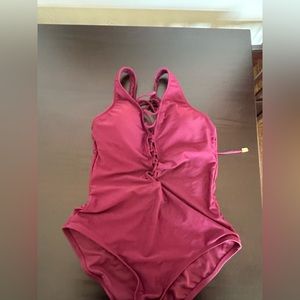 NWT women’s swimsuit